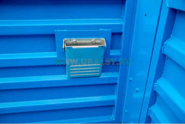 Ступенька для подъема на грузовую платформу