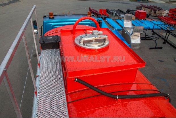 Площадка обслуживания цистерны