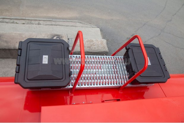 Ящики для песка и кошмы