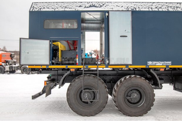 Вход в кузов-фургон