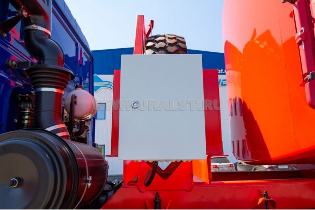 Ящик с блоком пневмоуправления донными клапанами