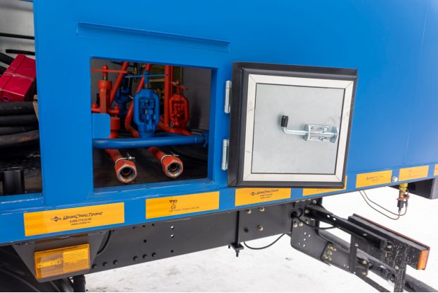 Люк обслуживания оборудование ППУА