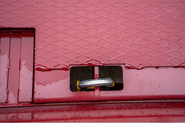 Потайные петли для увязки груза с шкалами