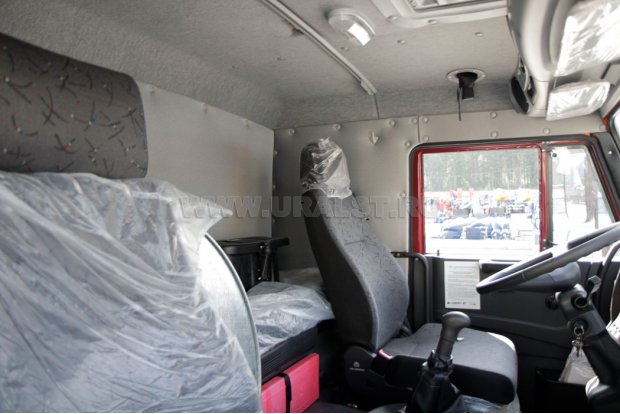 Спальное место в кабине водителя