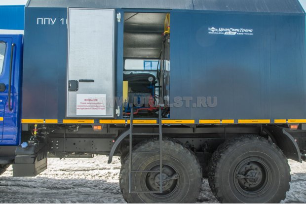 Вход в кузов-фургон