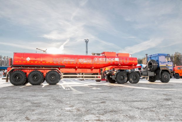 Полуприцеп цистерна для нефти ППЦН 30-31ПТ УСТ 9465 рамная