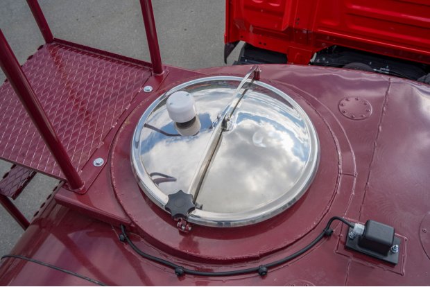 Заливная горловина