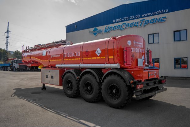 Полуприцеп цистерна для нефти (нефтевозы) ППЦН 25-32Л рамная