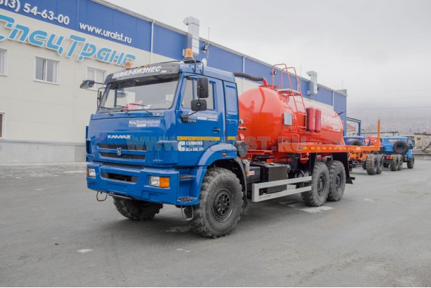 Автоцистерна нефтепромысловая АКН-10 PNR УСТ-5453 на шасси Камаз 43118-RF