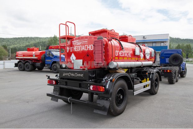 Прицеп цистерна ПЦ 8-21-2У УСТ 9465