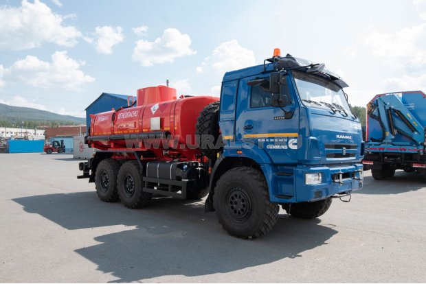 Автотопливозаправщик АТЗ-11 УСТ 5453 Камаз 43118 (CUMMINS) сп.м.