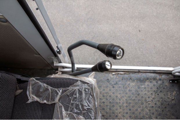 Рычаги управления автокраном