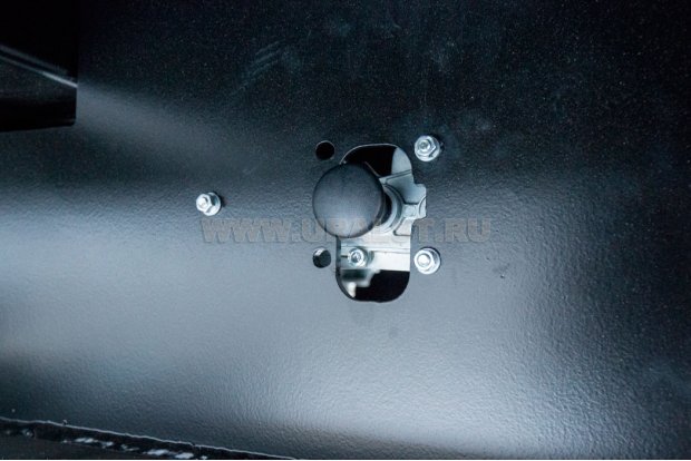 Кран управления подъемной осью