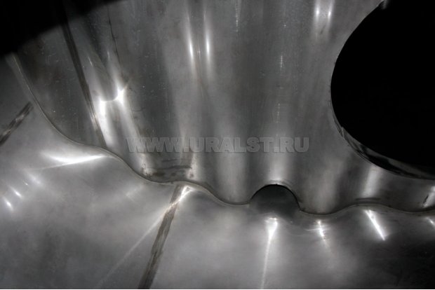 Емкость цистерны изнутри