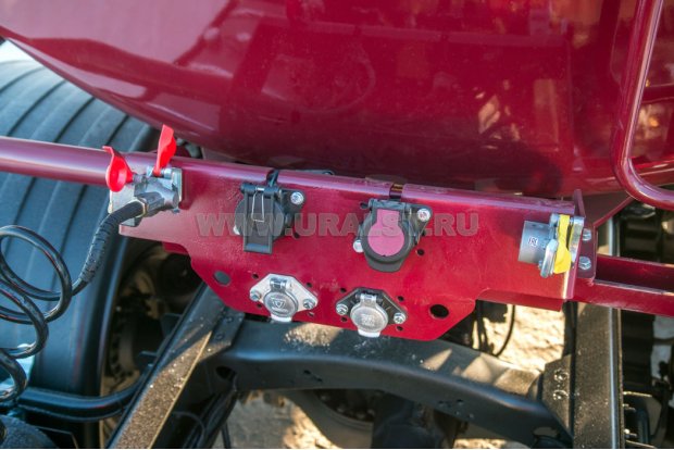 Днище полуприцепа