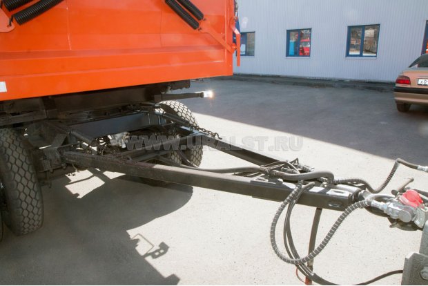 Дышло прицепа