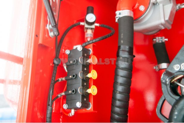 Блок пневмоуправления донным клапаном