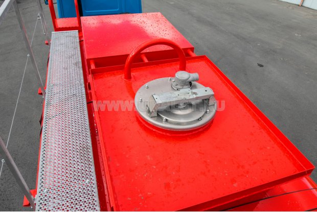 Заливная горловина