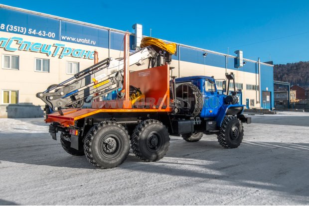 Лесовоз с манипулятором VPL100-76 УСТ 5453 Урал 5557-60Е5 