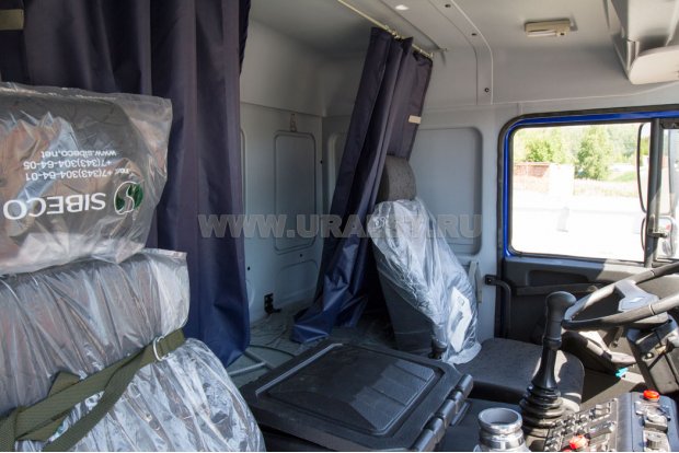 Спальное место в кабине водителя