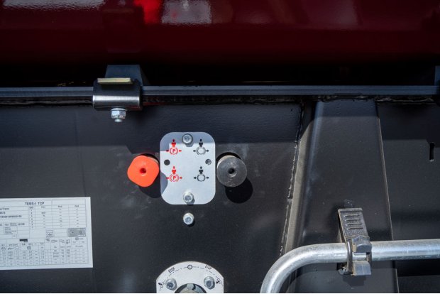 Управление стояночным тормозом полуприцепа