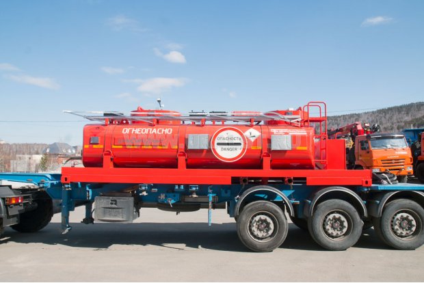 Контейнер-цистерна КЦ 10-2 УВТ УСТ-94653