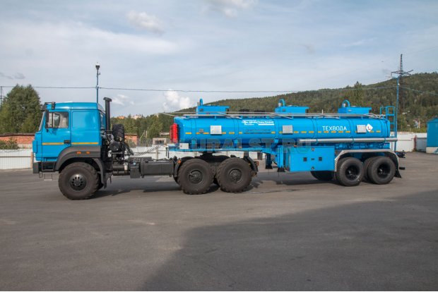 Полуприцеп-цистерна для технической воды