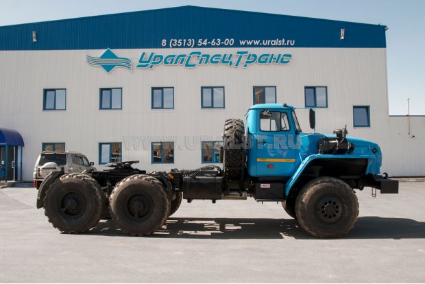 Седельный тягач УСТ 5453 Урал 5557-60Е5