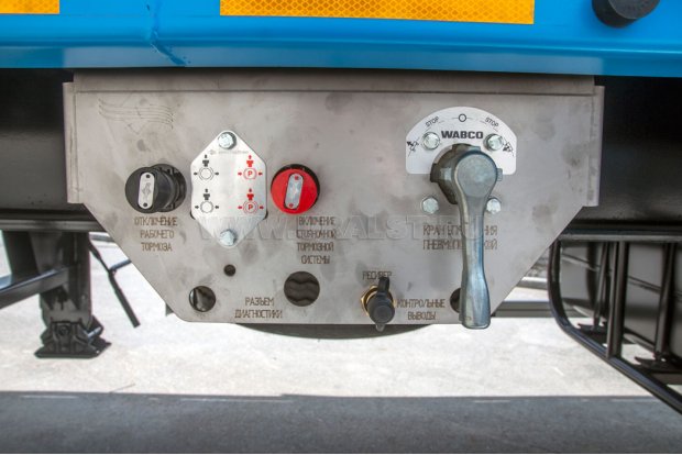 Пульт управления тормозной системой