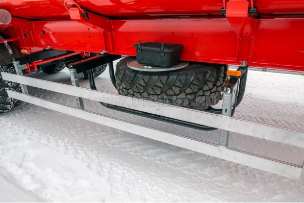 Боковая защита полуприцепа 