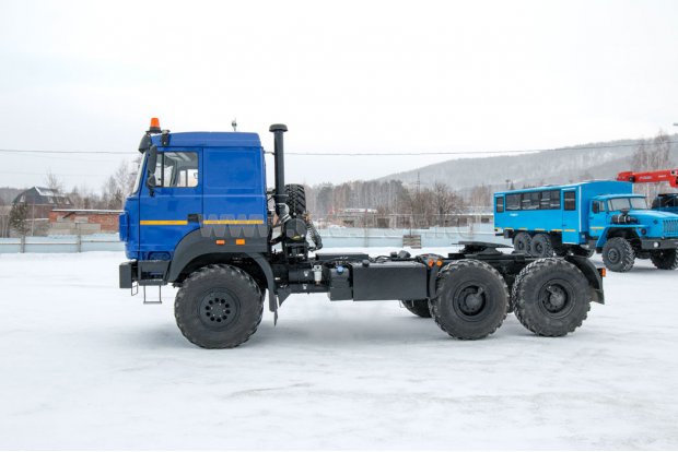 Седельный тягач УСТ 545354 Урал 44202-3511-82Е5 ЛВЖ, доработка под ДОПОГ 