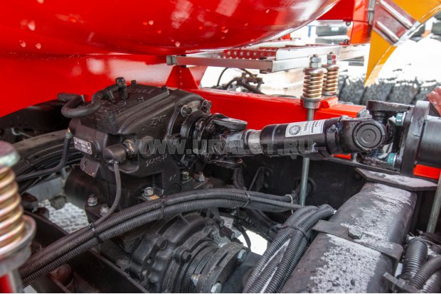 Привод насоса