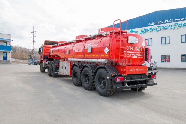 Седельный тягач SHACMAN (ШАКМАН) SX42586V385 + Полуприцеп цистерна ППЦ 26-32-3Н