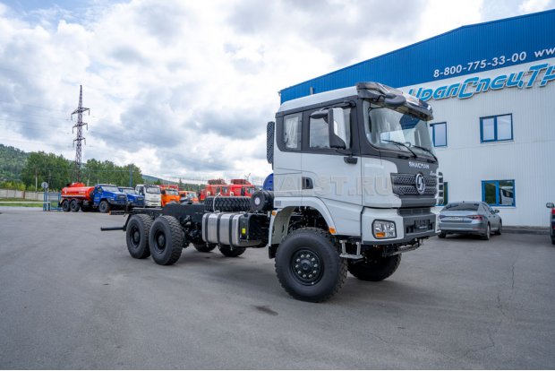 Шасси SHACMAN SX32586V385 6х6, база 4575мм шины 14R20