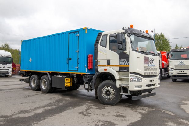 Автомобиль ВВ FAW СА3250 контейнерного типа