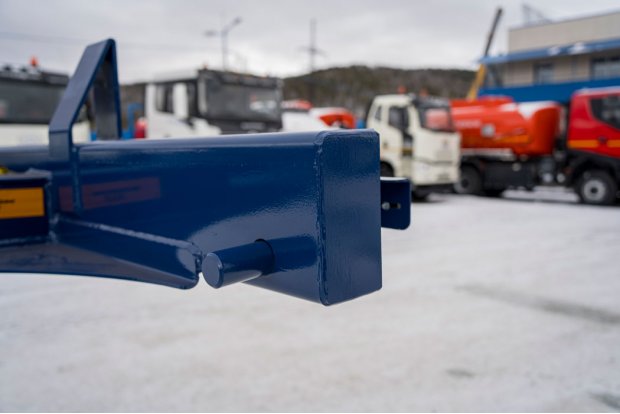 Контейнерный фиксатор (фиксирующий палец)