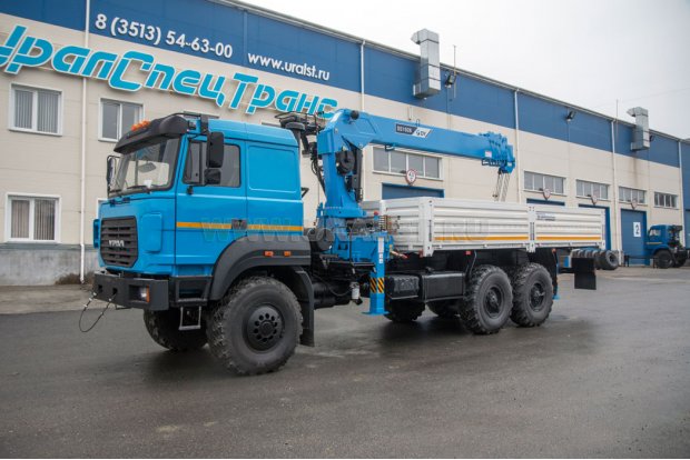 Автомобиль бортовой Урал 4320-80М с краном-манипулятором DongYang SS1926