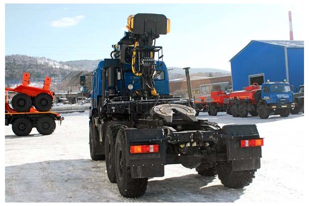 Седельный тягач Камаз с манипулятором ОМТЛ-97