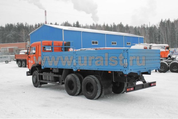 Бортовой автомобиль Камаз