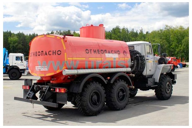 Автотопливозаправщик