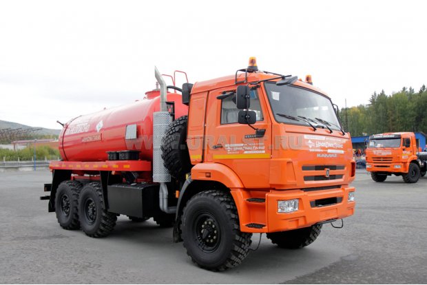 Автоцистерна нефтепромысловая АКН-10 ВК