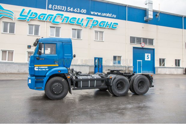 Седельный тягач Камаз