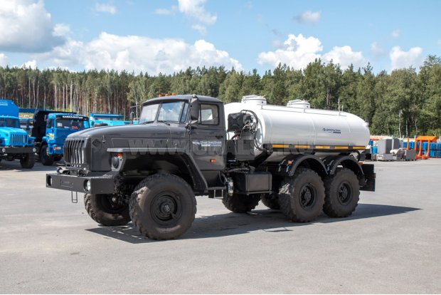 Автоцистерна ОТА-6,2 (4675-02) Урал 5557