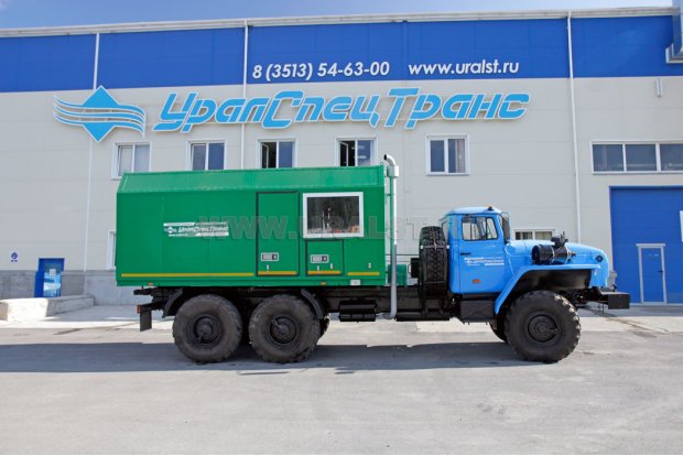 Паровая промысловая установка ППУА 1600/100М