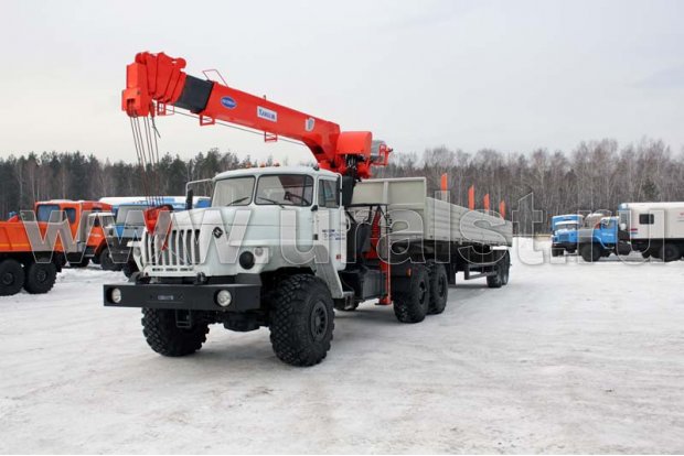 Полуприцеп бортовой 9334-20-10 с раздвижными кониками