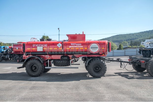 Прицеп-цистерна ПЦ 12-21 УСТ