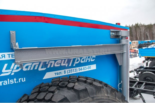 Кран-укосина консольная