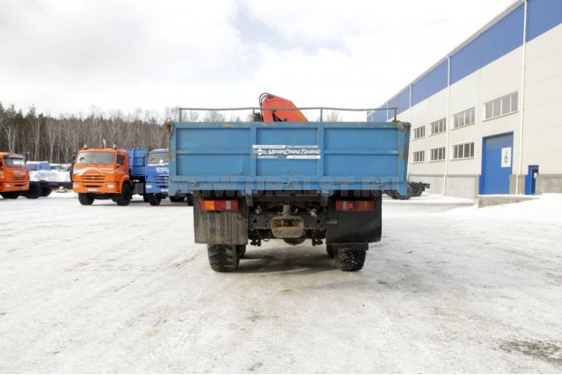 Бортовой автомобиль Камаз 43118-24 с краном-манипулятором Palfinger PK-23500А