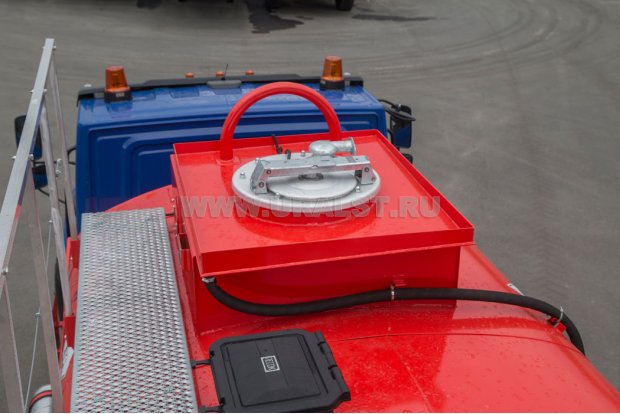 Заливная горловина