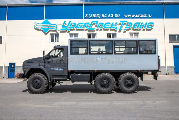 Вахтовый автобус Урал-NEXT 3255